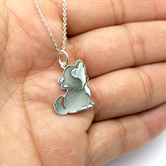Collar Lobo Aullando Plata Fina