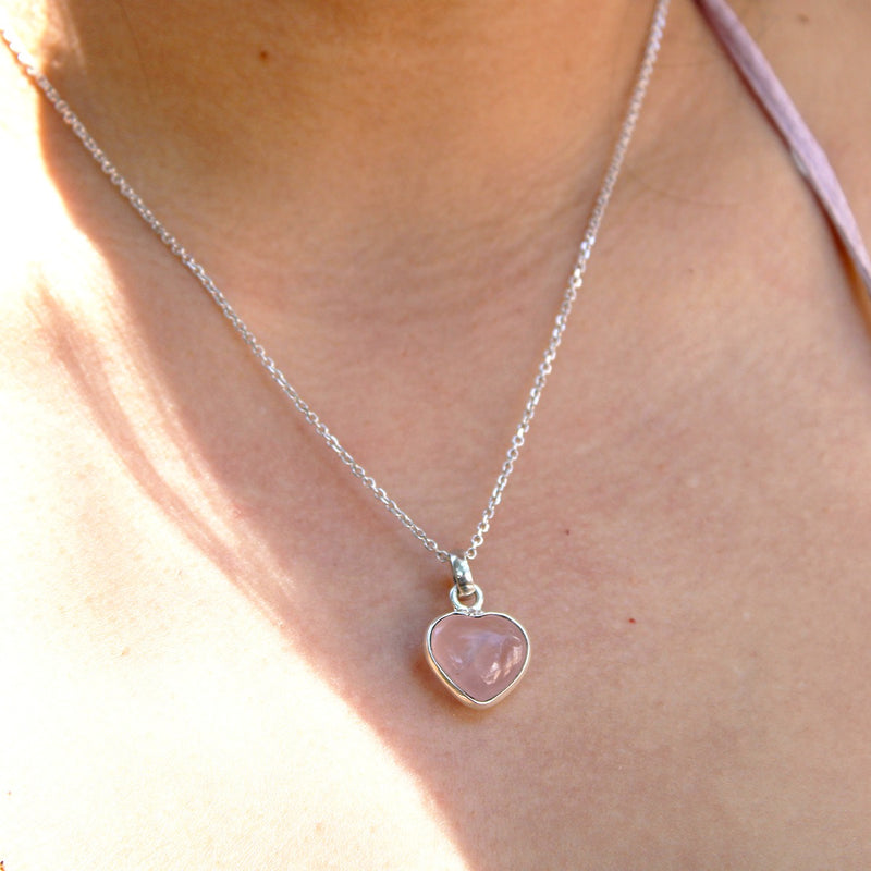 Collar Corazon en Cuarzo Rosa Plata 925